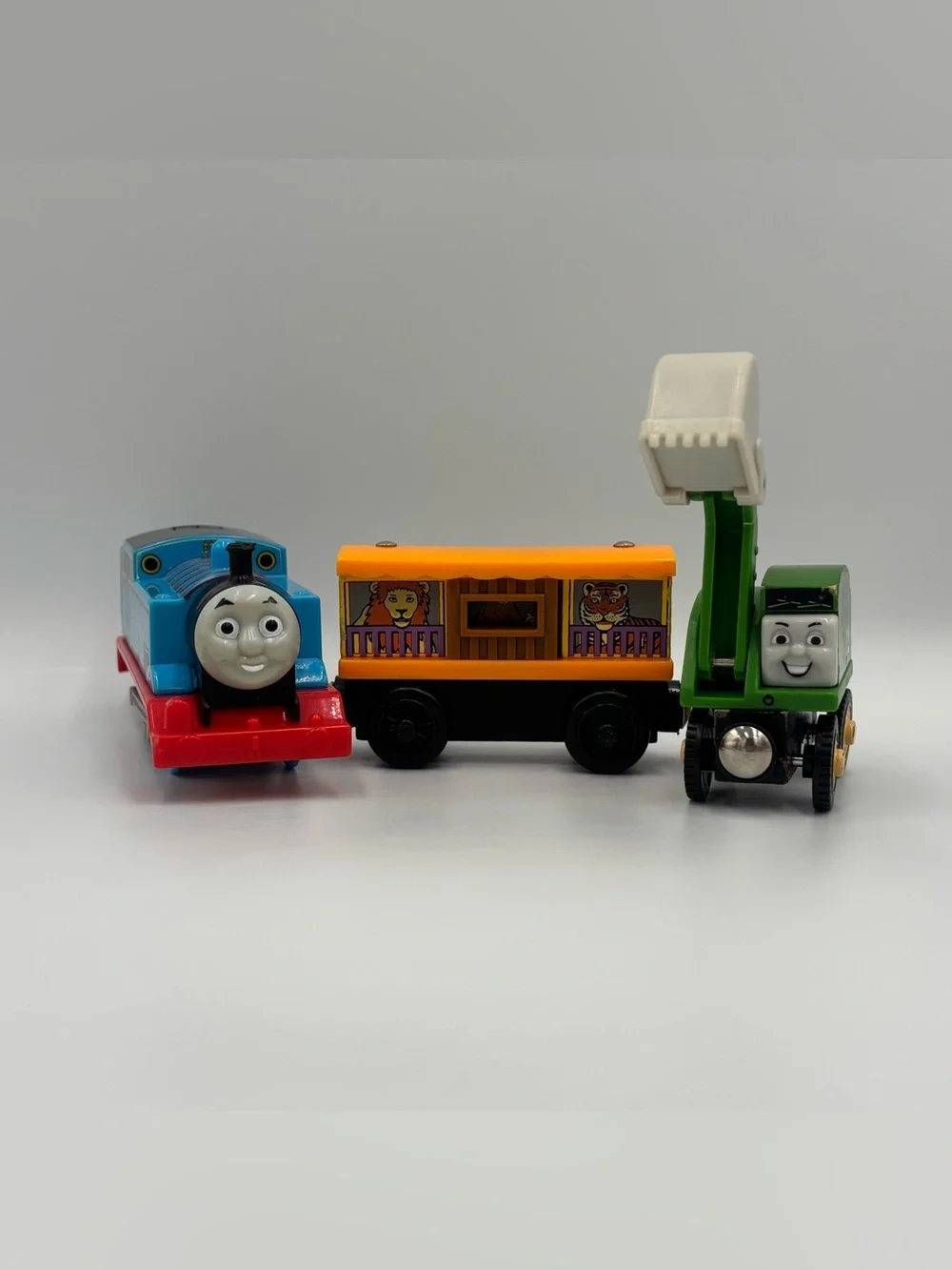 RARE Thomas the Engine & Friends Motorized Thomas Zoo Car Alfie Train Toy Lot